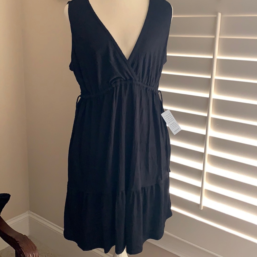 Max studio sleeveless black dress. Great casual dress for summer